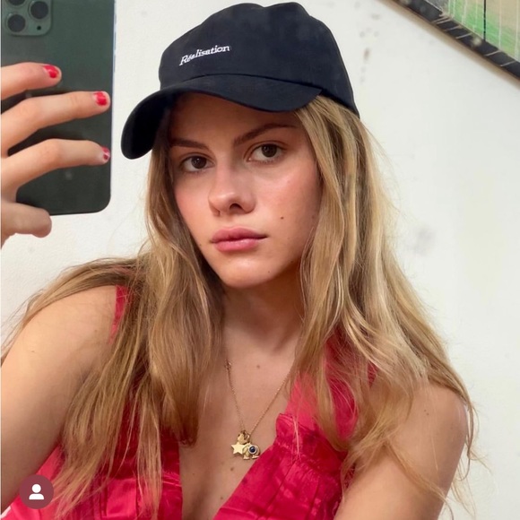 THE ROXY in Red Dragon - Picture 2 of 6